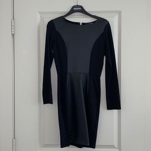 🗯 NWT BLOOMINGDALES LEATHER AND SPANDEX DRESS 🗯